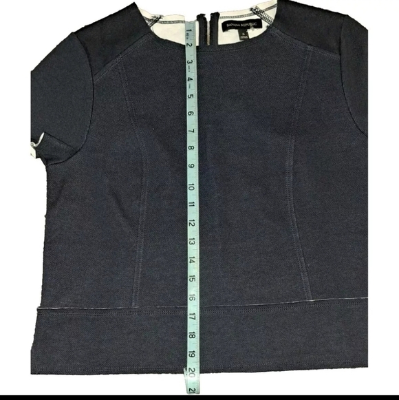 Banana Republic | Navy Blue Boxy Fit Top Size Small B26#9 - Picture 8 of 8